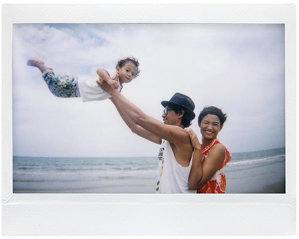 LOMO INSTANT WIDE_CAMARAS INSTANTANEAS ZARAGOZA_11